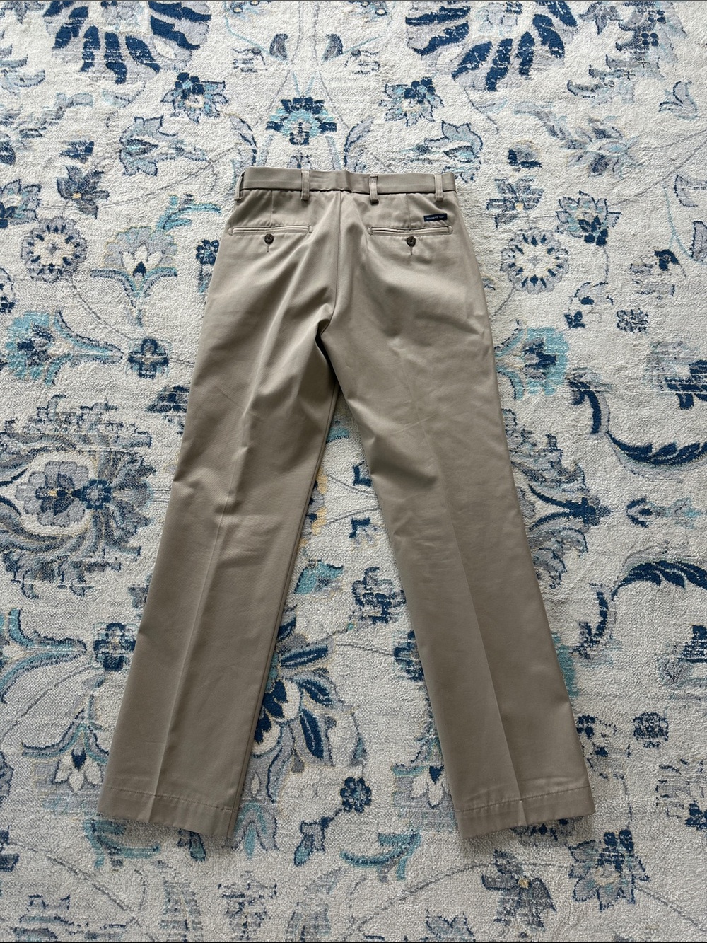 Dockers Men's Chino Pants in Khaki Tan